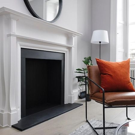 Joivy Luxurious Apt On Notable George Street Edinburgh Exterior photo