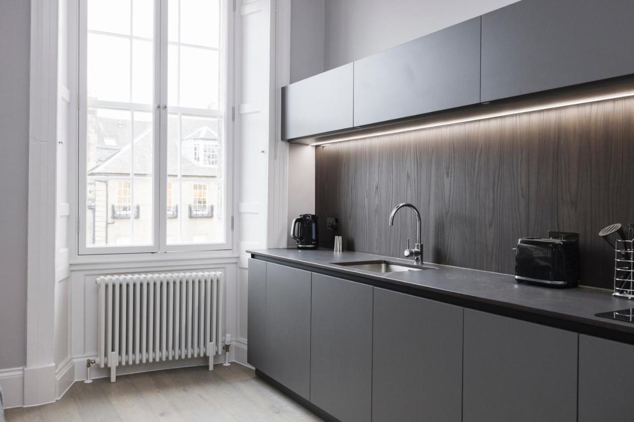 Joivy Luxurious Apt On Notable George Street Edinburgh Exterior photo