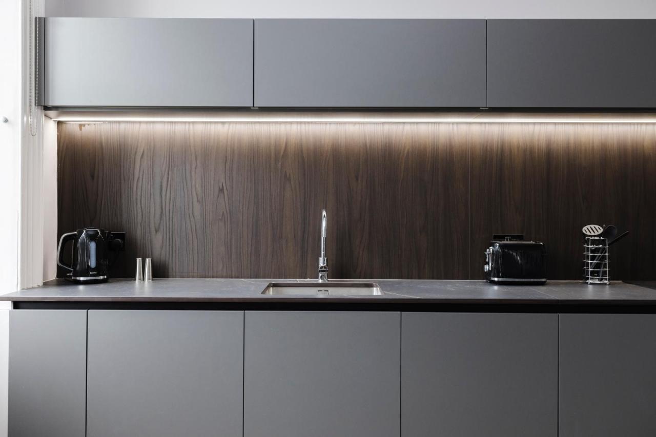 Joivy Luxurious Apt On Notable George Street Edinburgh Exterior photo